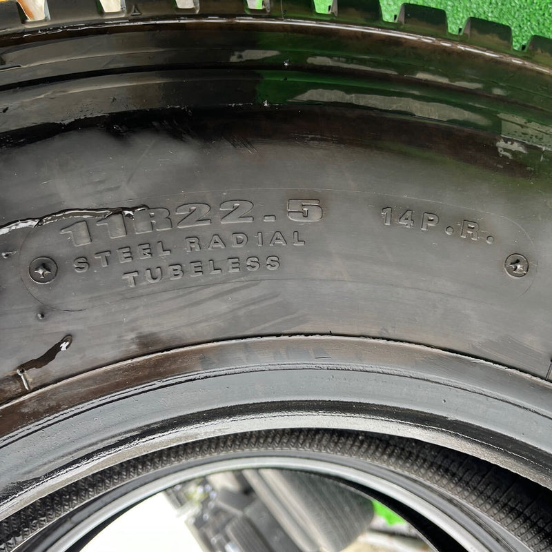 11R22.5 DUNLOP, SP001 中古　激安美品　2本セット：24000円