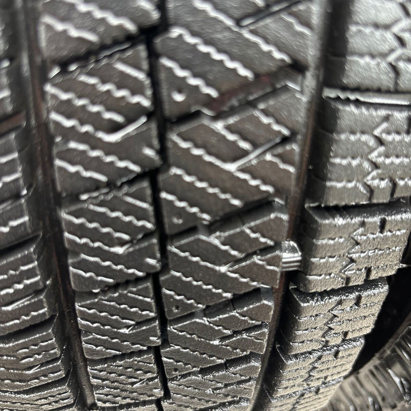 BRIDGESTONE 185/65R15 VRX2 中古冬タイヤ 2本:8000円