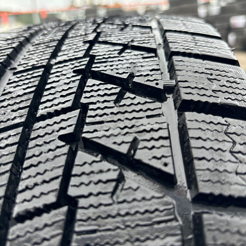 ブリヂストン 225/55R17 VRX 深溝 1本:6000円