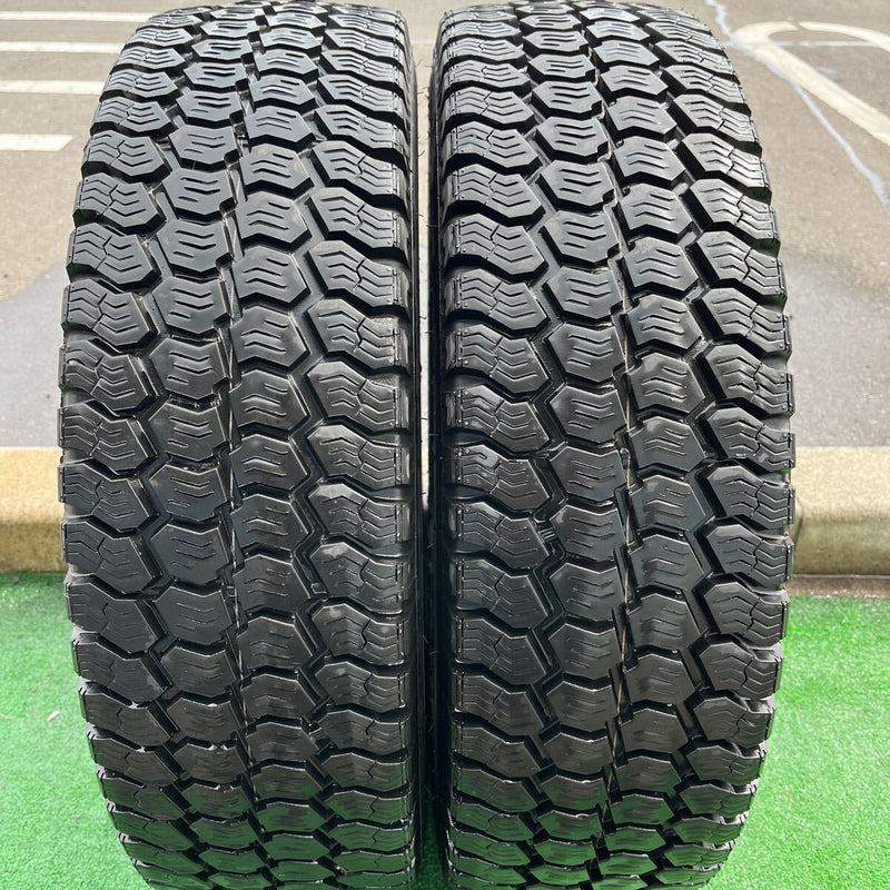 205/70R17.5 グッドイヤー　中古スタッドレス　激安美品　　2本セット：8500円