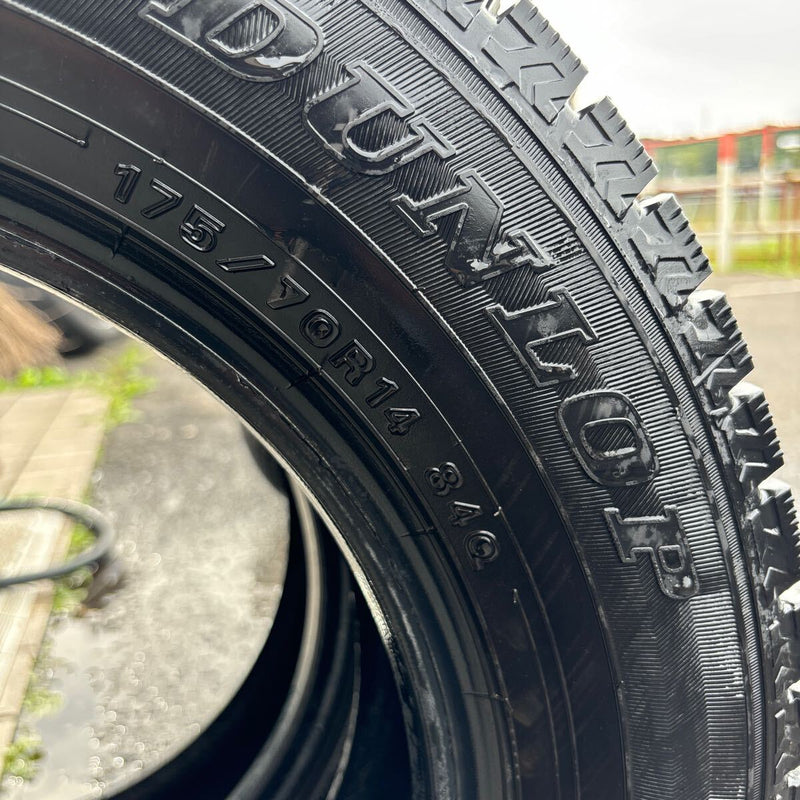 ダンロップ 175/70R14 WM02 イボ付 冬タイヤ 2本セット:6500円