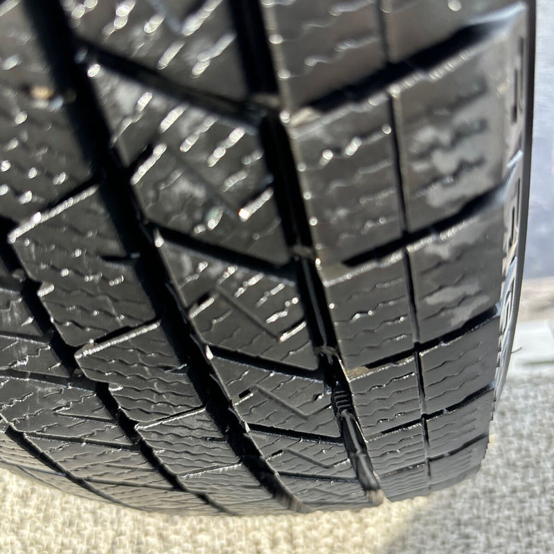 DUNLOP 165/60R15 WM03 中古スタッドレスタイヤ 1本:4400円