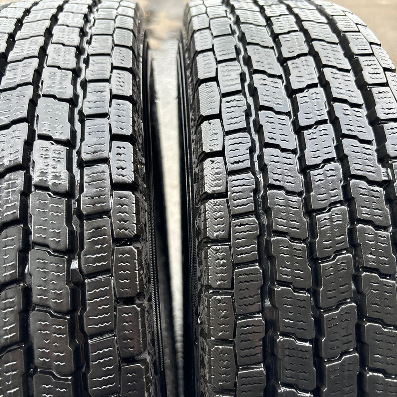 ヨコハマ 145/80R12 6PR 中古スタッドレスタイヤ 4本セット:10000円