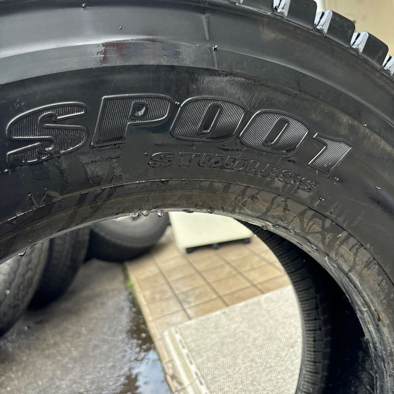 ダンロップ 245/70R19.5 SP001 深溝 中古スタッドレス1本:12000円