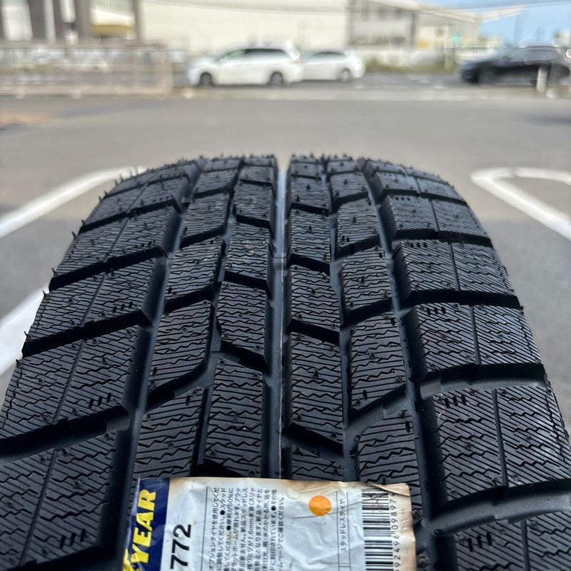 215/60R16 グッドイヤー　ICE NAVI6 2019年製　 1本：7700円