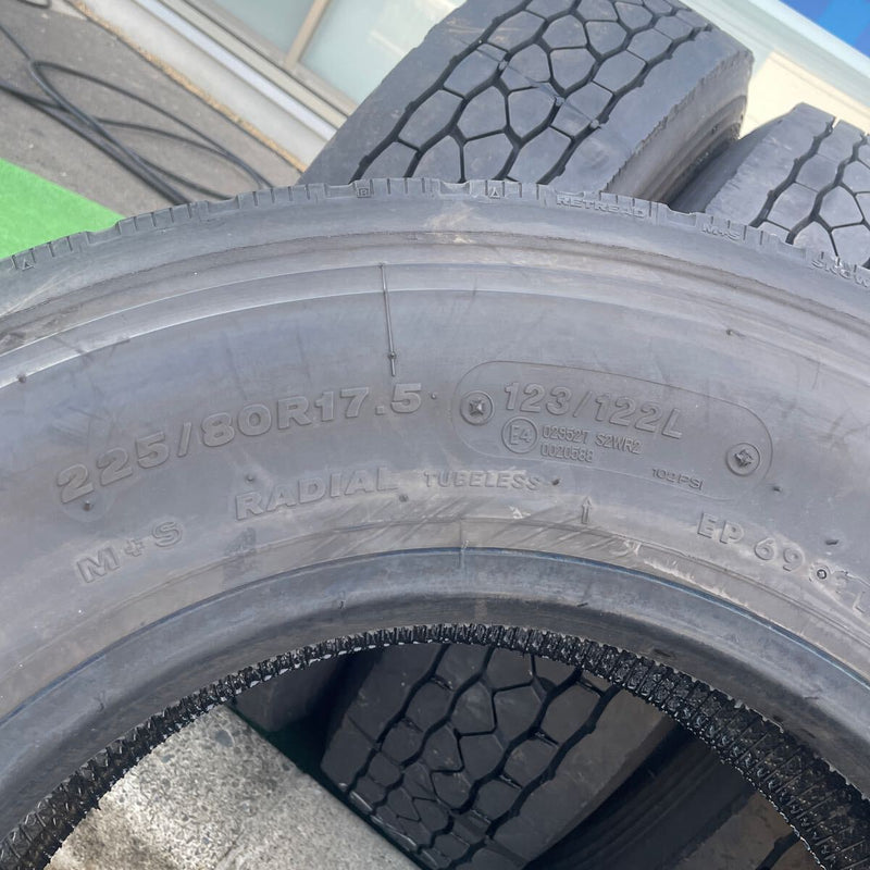 225/80R17.5 ブリヂストン　中古再生ミクスタイヤ　激安美品　　2023年 6本セット：29000円