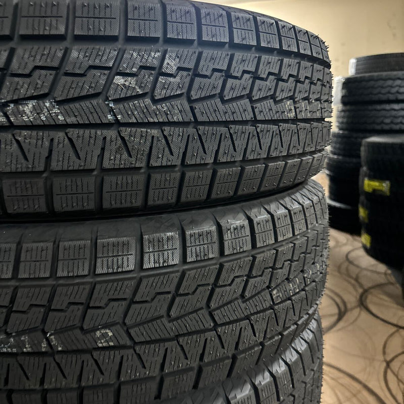 在庫処分！　205/65R16 スタッドレスタイヤ　未使用品　2021年製　4本セット:36000円