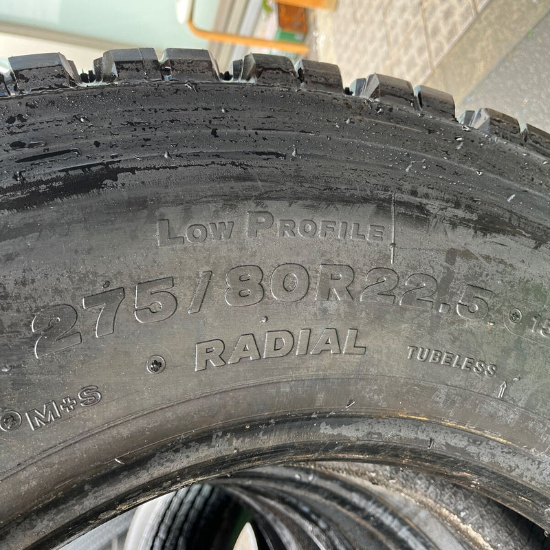 275/80R22.5 再生　中古スタッドレス　W900　イボ付　激安美品　　4本セット：80000円