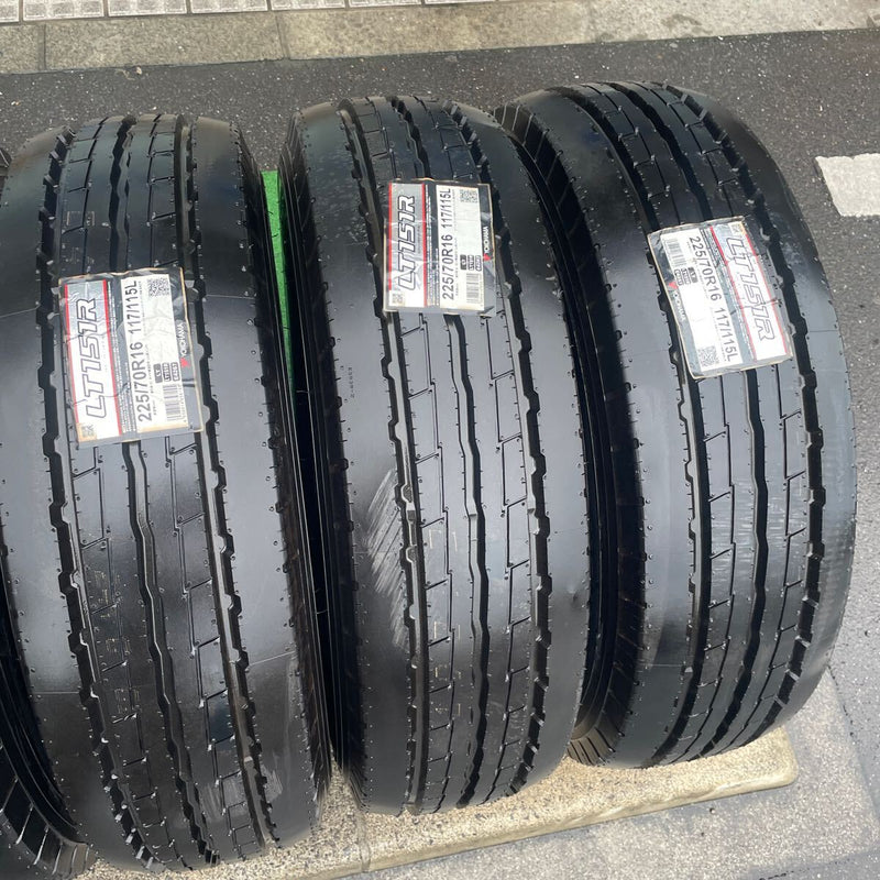 225/70R16 ヨコハマ　中古地山　　激安美品　　6本セット：35500円