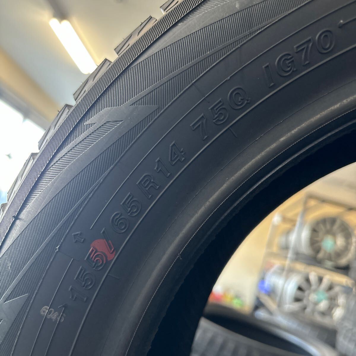 在庫処分155/65R14 未使用品スタッドレスタイヤ 4本セット:22000円 未