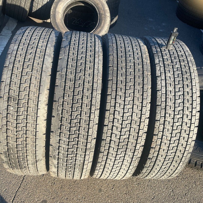 225/90R 17.5 LT　ヨコハマ　激安美品　　4本セット：22000円