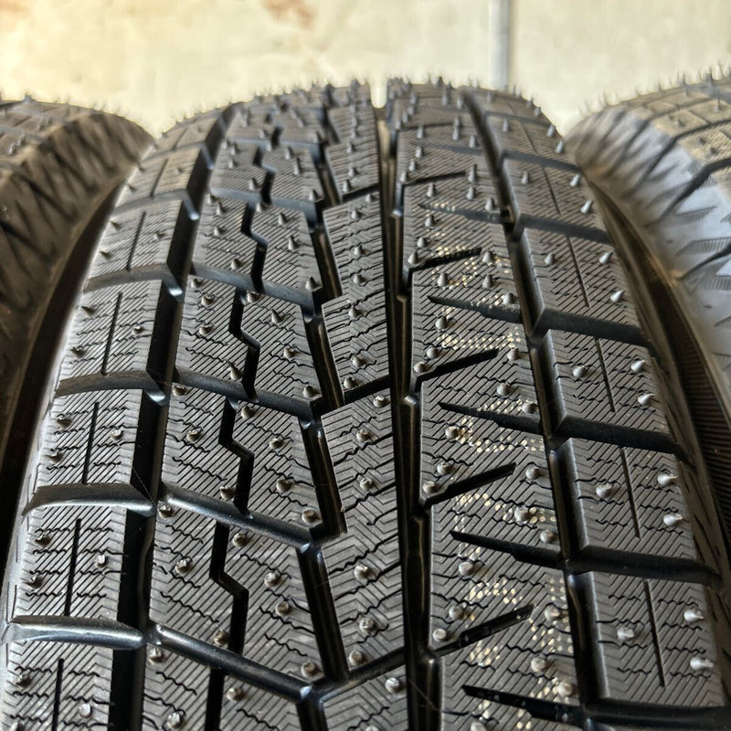 155/65R13 YOKOHAMA 冬タイヤ　2021年製　未使用品4本セット:25000円 未使用