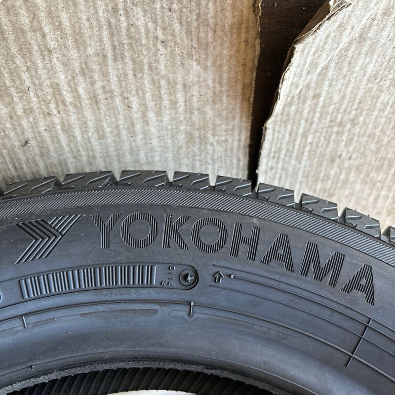 155/65R13 YOKOHAMA 冬タイヤ　2021年製　未使用品4本セット:25000円 未使用