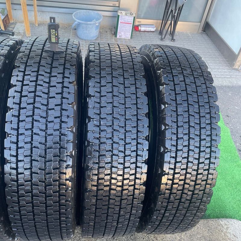 225/80R17.5 BRIDGESTONE, スタッドレス再生中古　　　激安美品　　6本セット：24000円