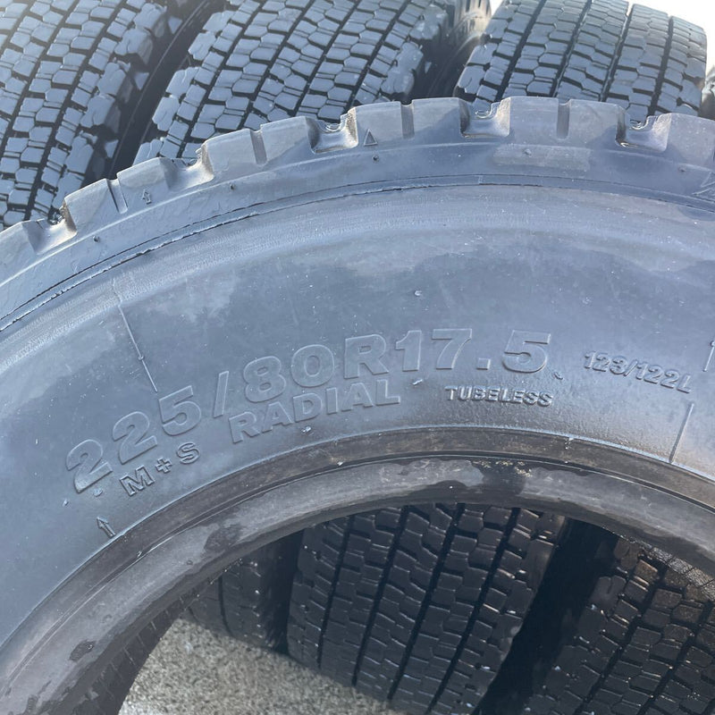 225/80R17.5 BRIDGESTONE, スタッドレス再生中古　　　激安美品　　6本セット：25000円