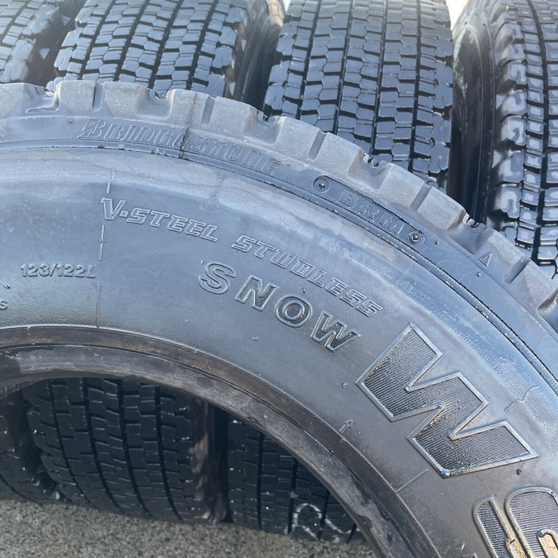 225/80R17.5 BRIDGESTONE, スタッドレス再生中古　　　激安美品　　6本セット：25000円