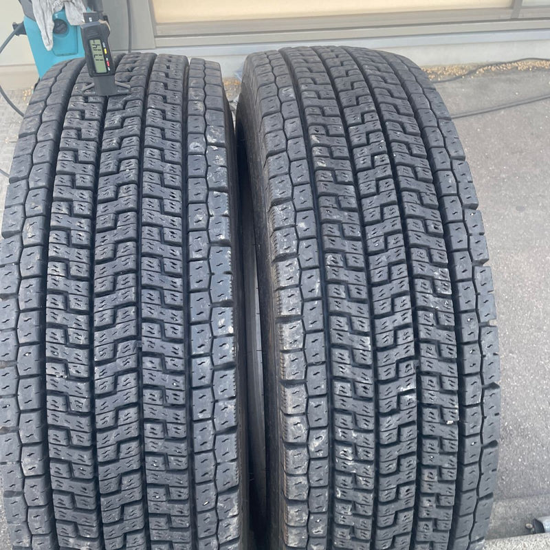 275/80R22.5 中古地山　　ヨコハマ　2022年製　激安美品　2本セット：39000円