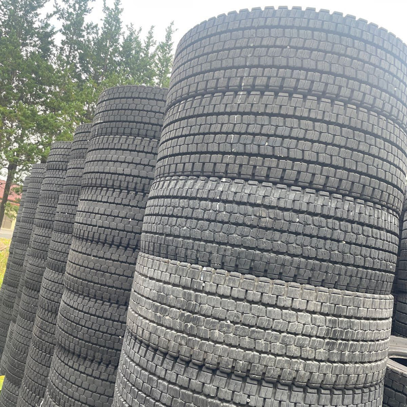 245/70R19.5 中古地山 6分山〜7分山 ダンロップ　 2019年〜2023年 激安美品　36本セット：27万円