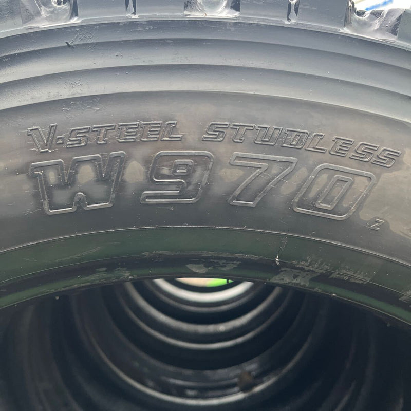 265/60R22.5 BRIDGESTONE, W970 中古スタッドレス　激安美品　　6本セット：57000円