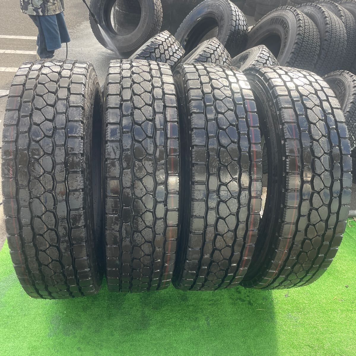 295/80R22.5 、ブリヂストン 新品年 4本セット:158000円 | 桜国際貿易