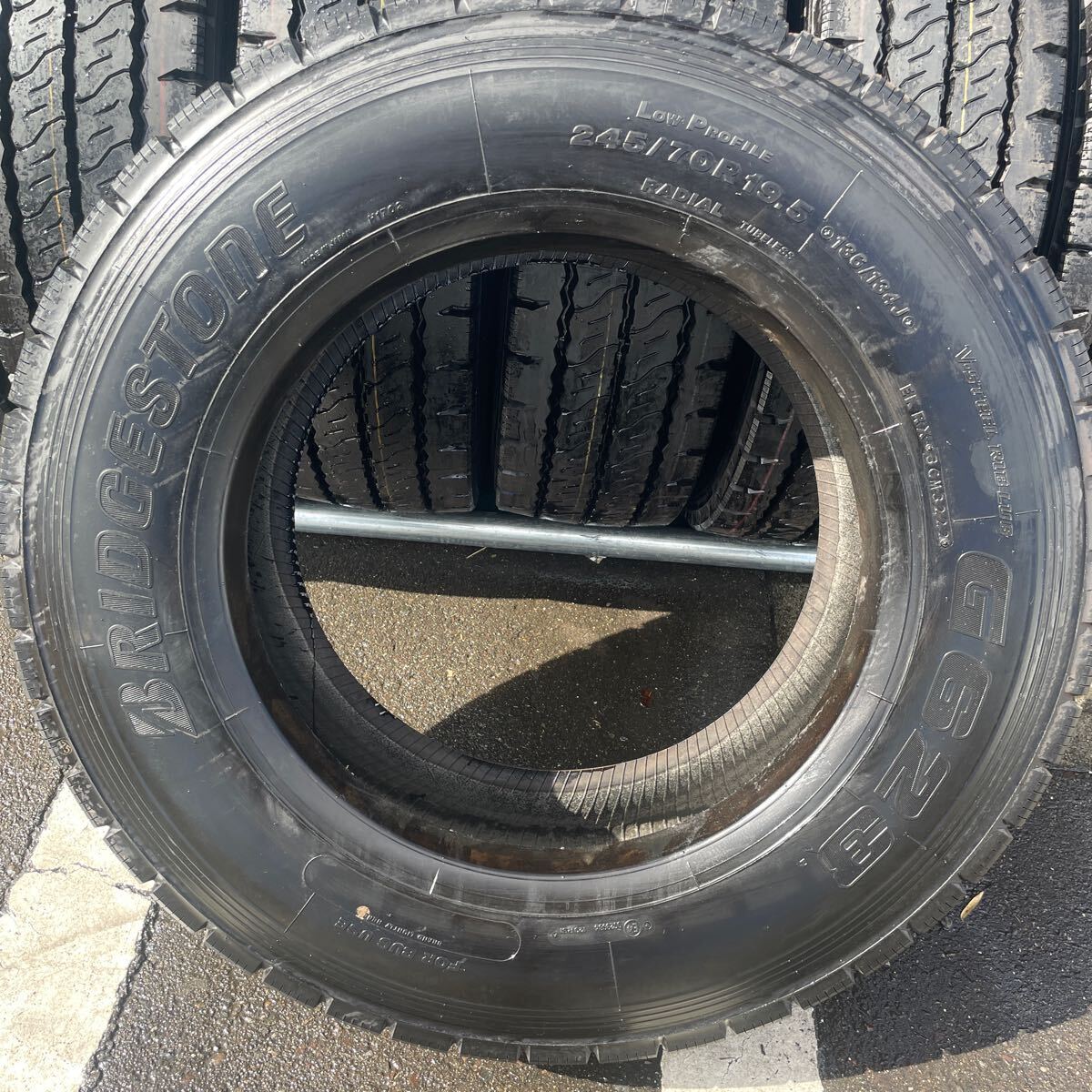 245/70R19.5 ブリヂストン 2022年 激安美品 8本セット：240000