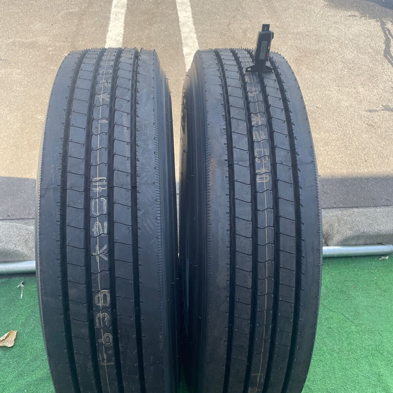 11R22.5 、新品16RR ダンロップ　年式:2023年 2本セット:62000円