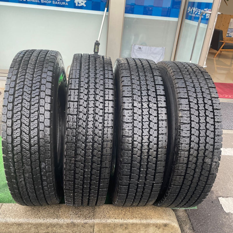 11R22.5 、中古再生　激安美品　4本セット:59000円