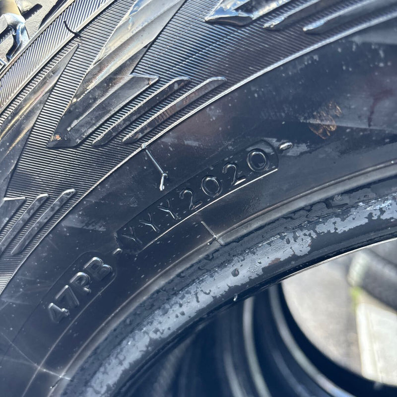 ヨコハマ 175/80R16 G075 中古冬タイヤ 4本セット:21000円