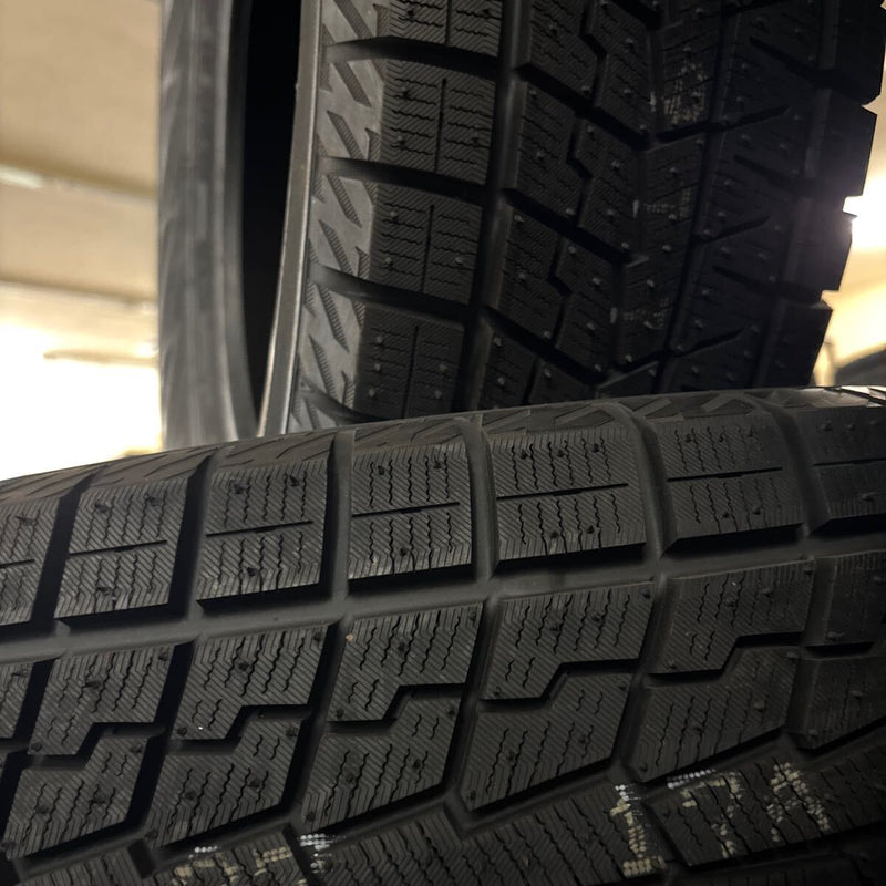 在庫処分!!215/65R16 iG70 未使用品 4本セット:50000円 未使用