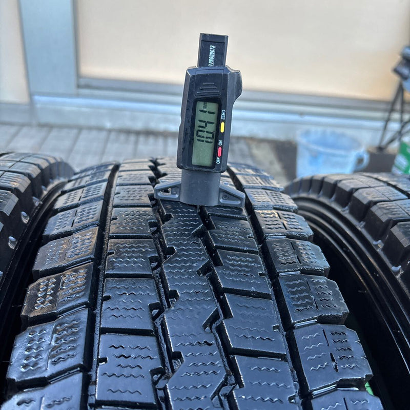 205/85R16 中古地山　ダンロップ　激安美品　　6本セット：27000円