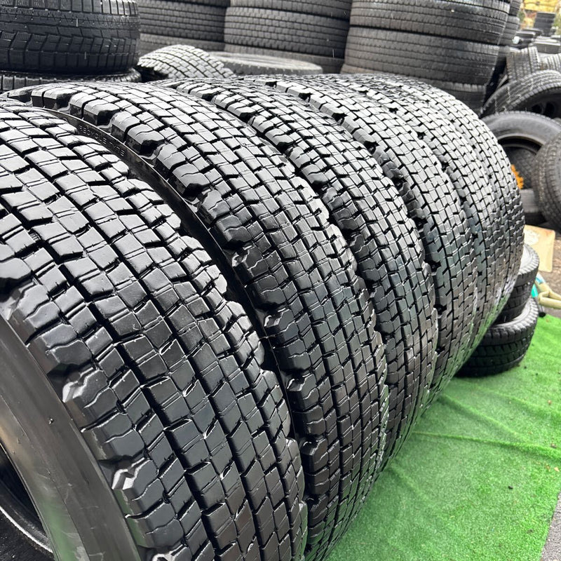 225/90R17.5 スタッドレス 再生中古　激安美品　　6本セット：27600円