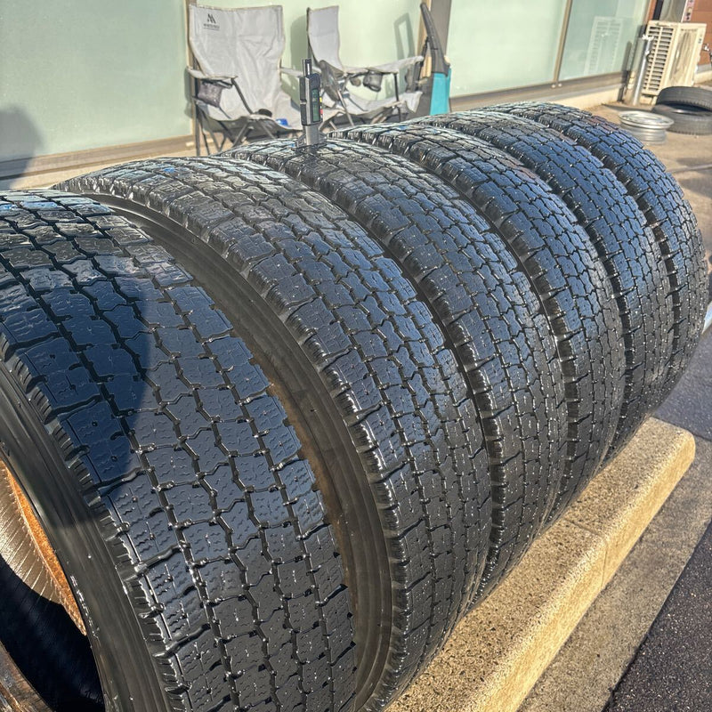 225/80R17.5 東洋　中古地山　激安美品　6本セット：25000円