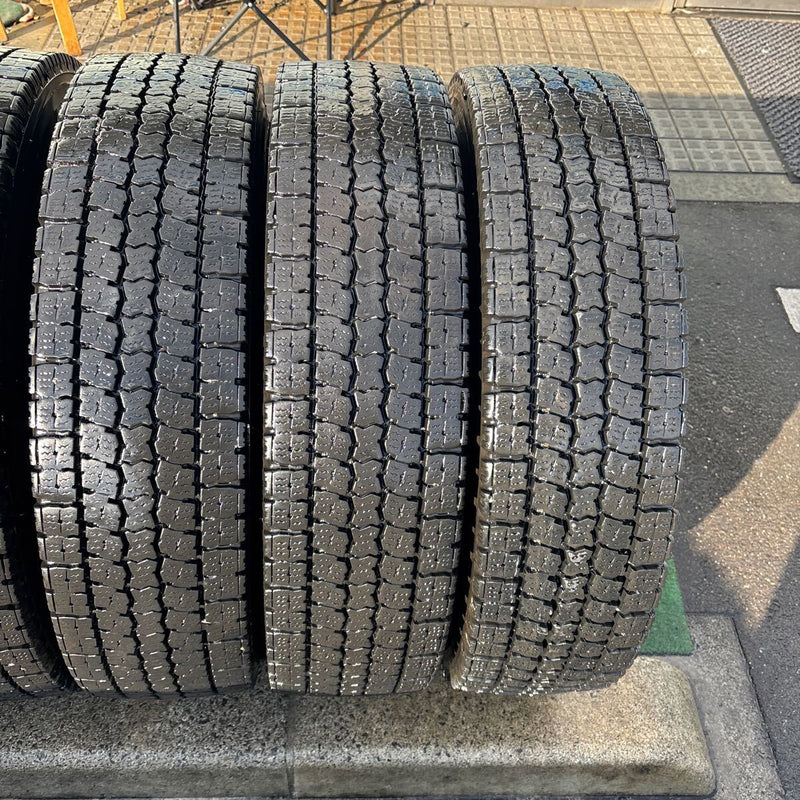 225/80R17.5 BRIDGESTONE, 2020年UP 中古地山　激安美品　6本セット：31500円