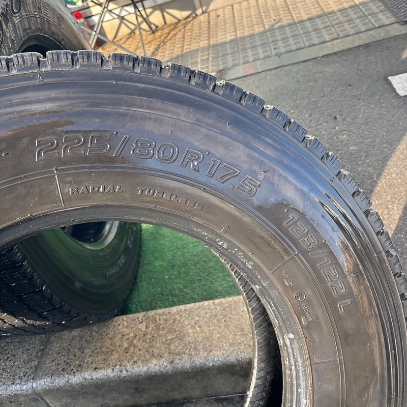 225/80R17.5 BRIDGESTONE, 2020年UP 中古地山　激安美品　6本セット：31500円