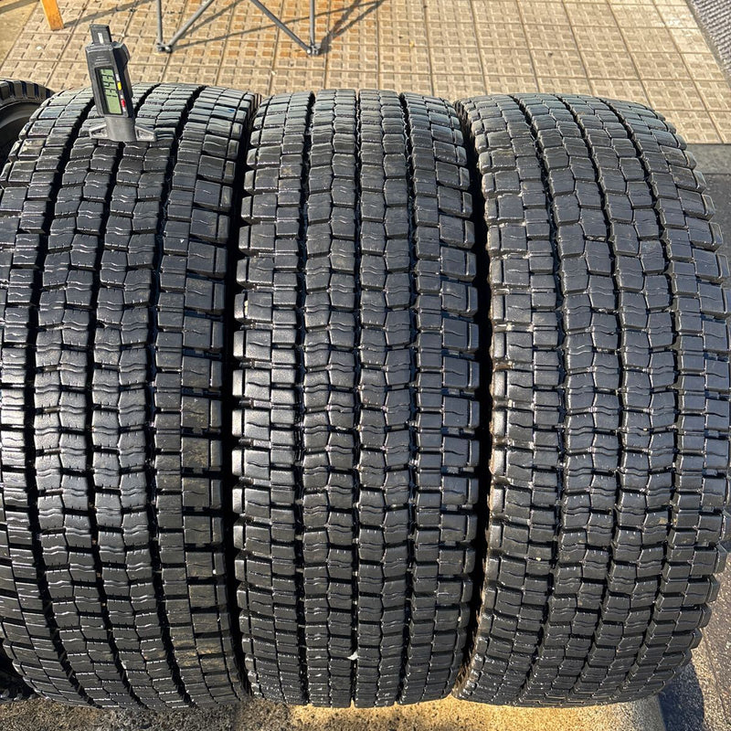 215/70R17.5 ダンロップ　中古地山　激安美品　6本セット：41000円