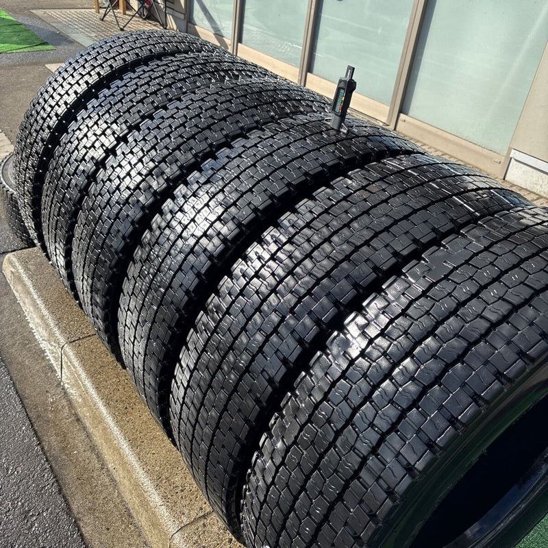 225/80R17.5 ダンロップ　中古地山　激安美品　6本セット：28000円