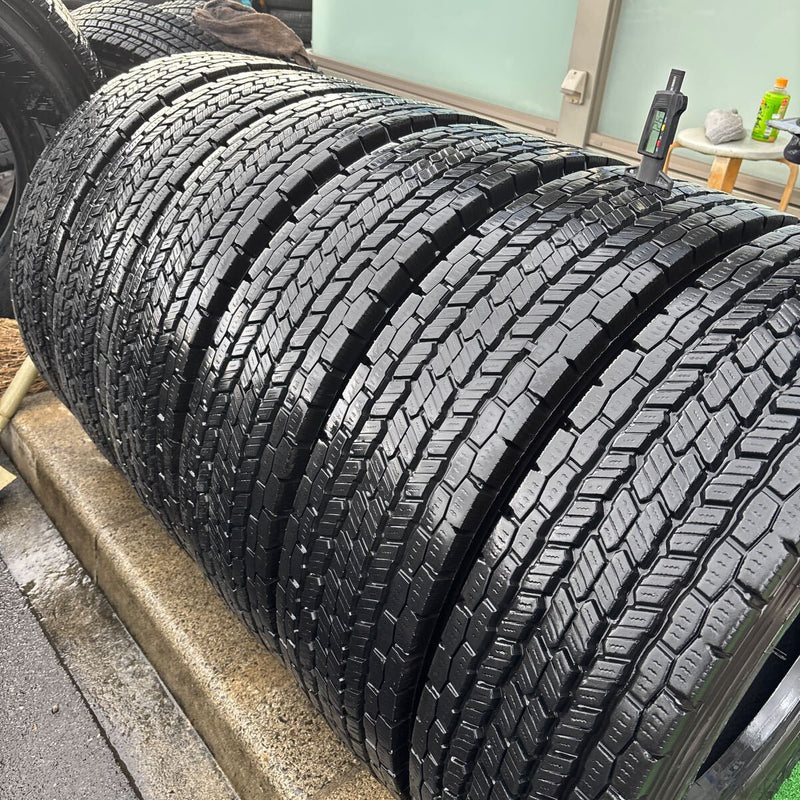 225/80R17.5 ヨコハマ　2023年　中古地山　激安美品　6本セット：35900円