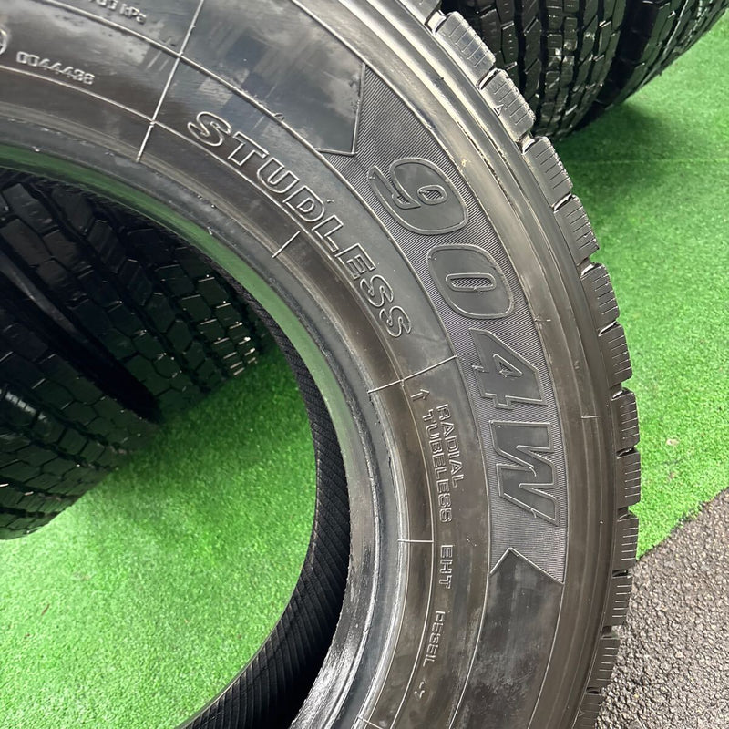 225/80R17.5 ヨコハマ　2023年　中古地山　激安美品　6本セット：35900円