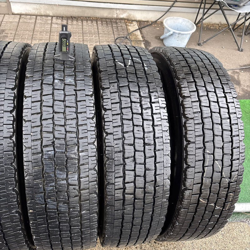 225/80R17.5 DUNLOP 中古地山　激安美品　6本セット：28700円