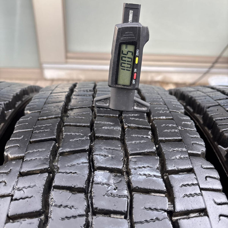 225/80R17.5 DUNLOP 中古地山　激安美品　6本セット：28700円