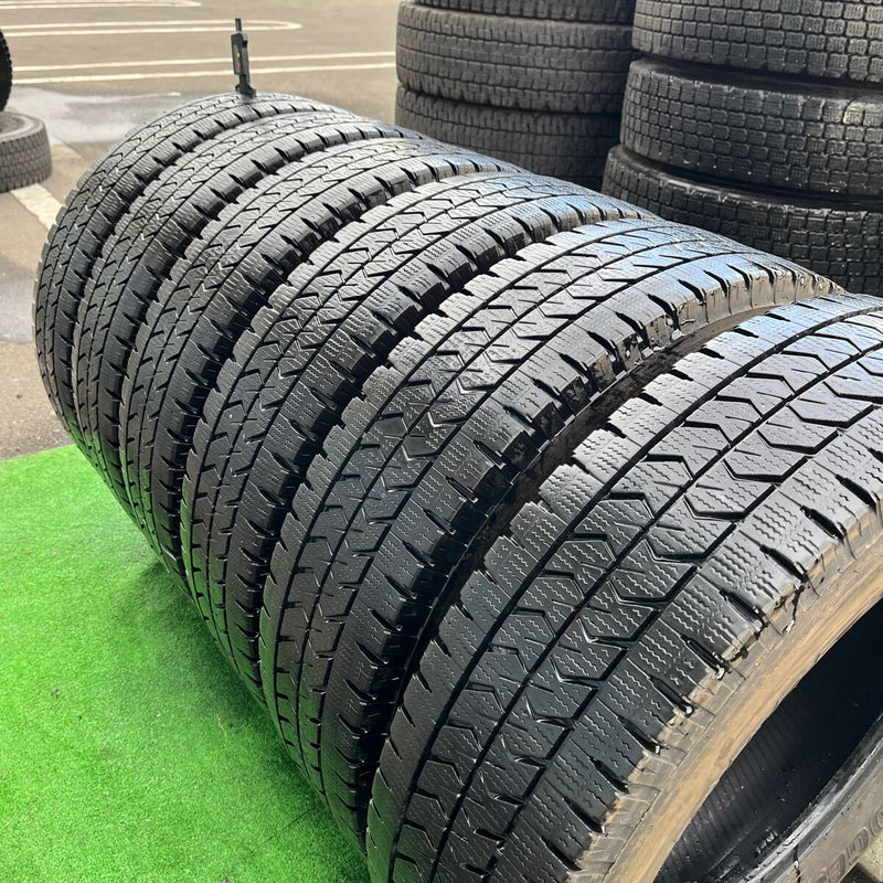 215/85R16 BRIDGESTONE, 2023年　中古地山　激安美品　6本セット：28000円