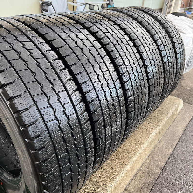 215/85R16 ダンロップ　中古地山　激安美品　6本セット：25000円