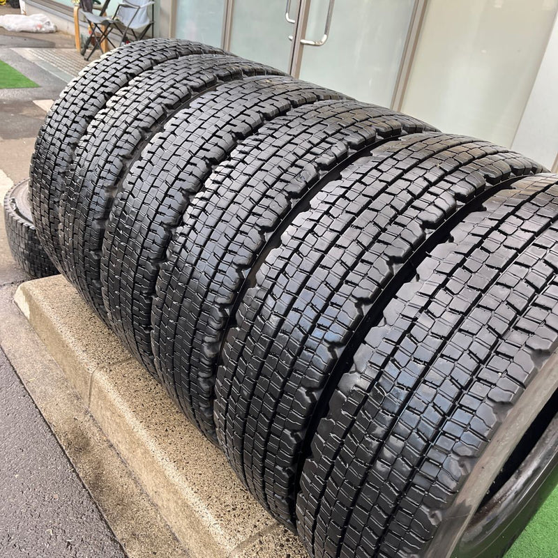 225/90R17.5 再生タイヤ　中古　激安美品　6本セット：27500円