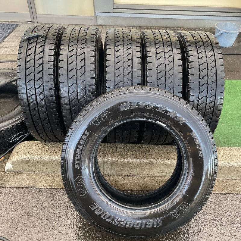 225/70R16 ブリヂストン　中古地山　激安美品　6本セット：28500円