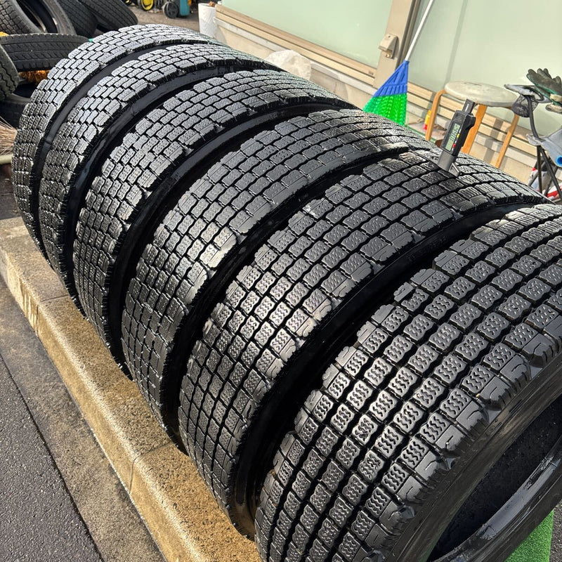 225/80R 17.5 ブリヂストン　中古再生　　激安美品　6本セット：25000円