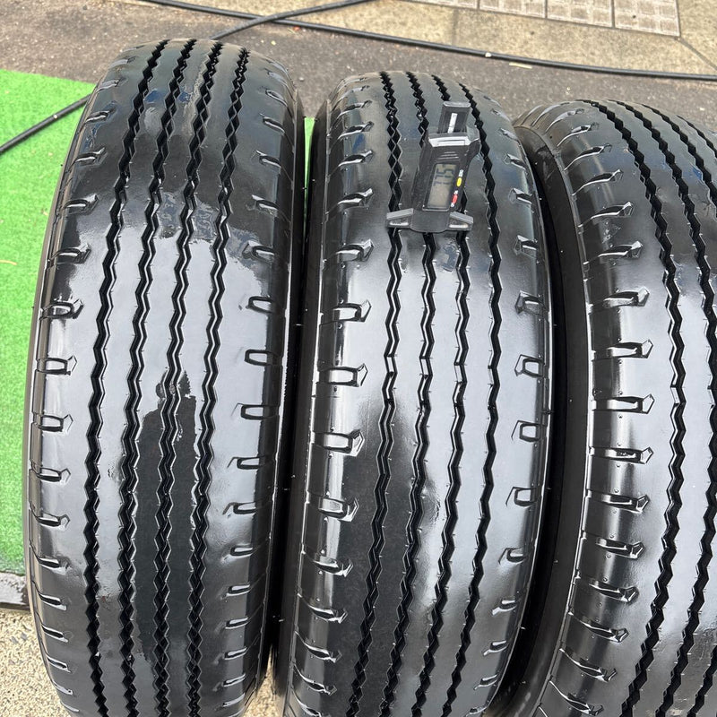 205/75R16 ヨコハマ　2024年 中古地山　激安美品　6本セット：28000円