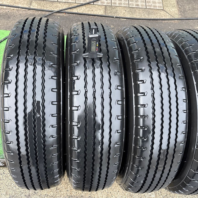 205/75R16 ヨコハマ　2024年 中古地山　激安美品　6本セット：28000円