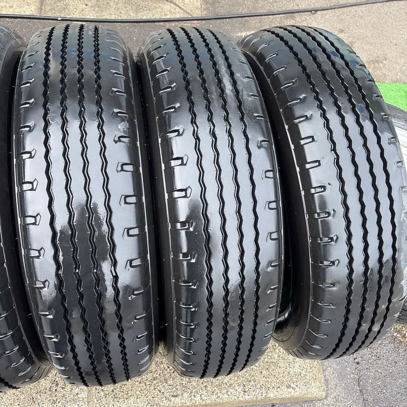 205/75R16 ヨコハマ　2024年 中古地山　激安美品　6本セット：28000円