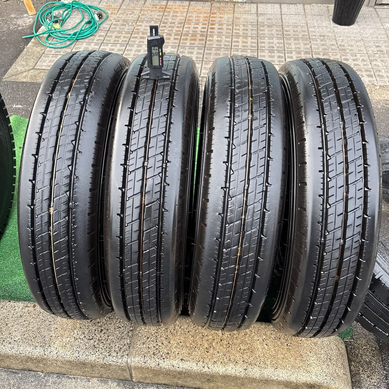 195/85R15 ダンロップ　2024年製 中古地山　激安美品　4本セット：22000円