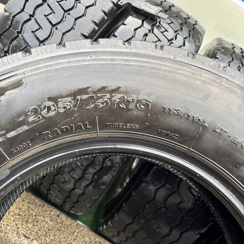 205/75R16 ブリヂストン　ミクスタイヤ　中古地山　激安美品　6本セット：26000円